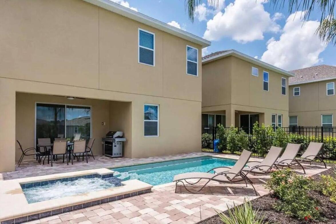 Gorgeous Home W Game Room Heated Pool Spa Orlando Kültér fotó