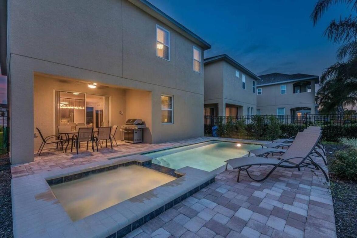 Gorgeous Home W Game Room Heated Pool Spa Orlando Kültér fotó
