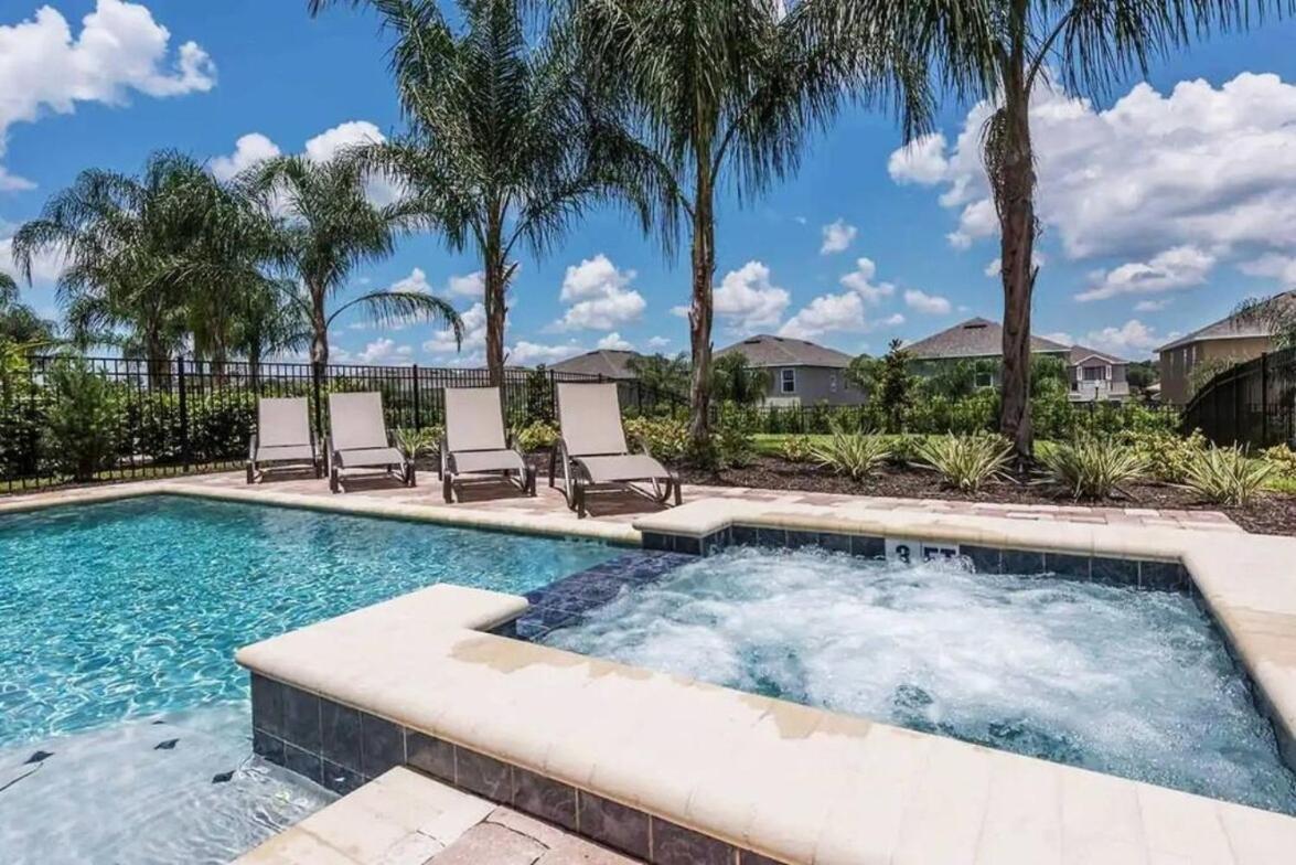 Gorgeous Home W Game Room Heated Pool Spa Orlando Kültér fotó
